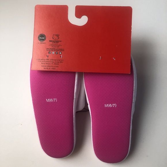 Hello kitty White With Bow Slip On Slippers Medium Size 6-7 - Picture 7 of 8